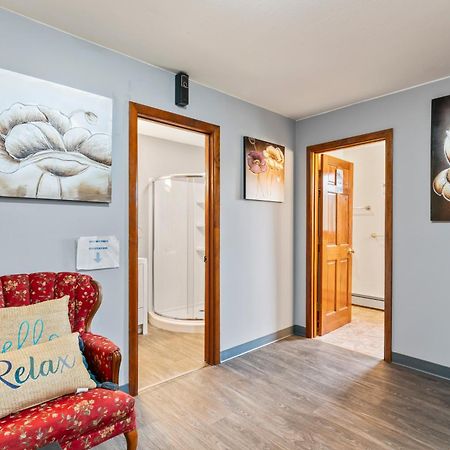 Simple Deluxe Private Room Анкоридж Экстерьер фото